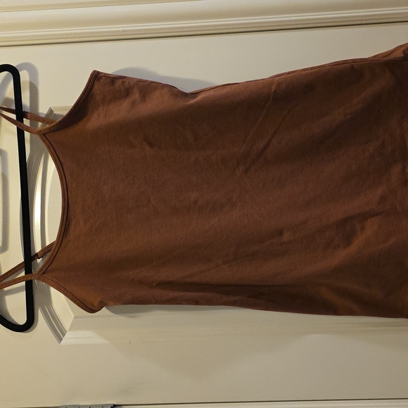 Bundle Of 2 EUC Torrid 0 Black and Brown Super Soft Tank Tops - Picture 3 of 3